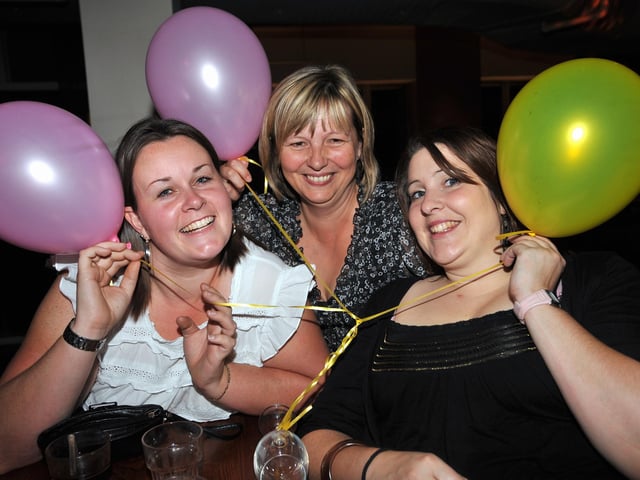 Clubbers enjoy a night out in Portsmouth in 2009. Picture: (093509-19)