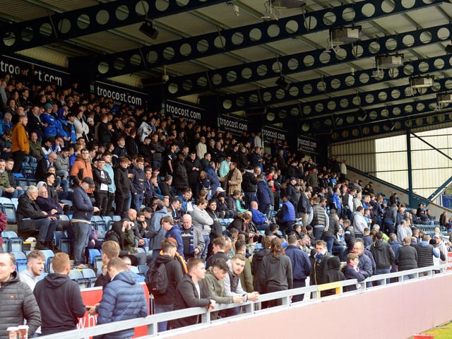 Away attendance: 1,420; Overall attendance: 6,471