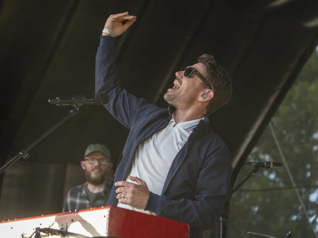 Scouting for Girls at Swanfest 2024