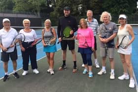 Stubbington v Avenue 5ths (from left): Wing M Tsang, Caroline Winter, Jan Smith, Will Denby, Angie Bryson, Mark Witham, Neil Joughin, Netty Hart