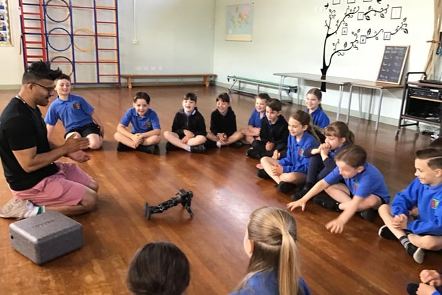 Ali leading the STEM Innovation workshop with Year 3 pupils