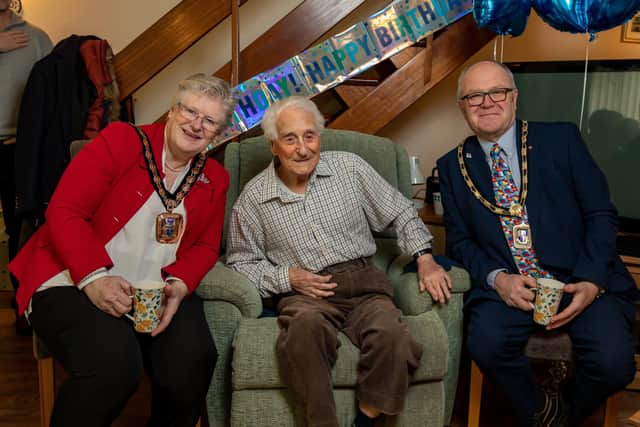 Rosy Reigns Mayor of Havant and consort Graham Reigns visiting Eric Moore on his 108th birthday. Picture: Mike Cooter (110324)