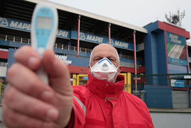 Covid-19 (Coronavirus) health checks take place before the Serie A match between US Sassuolo and Brescia Calcio at Mapei Stadium - Citta del Tricolore on March 9, 2020 in Reggio nell'Emilia, Italy  (Photo by Emilio Andreoli/Getty Images)