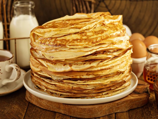 Here are some great places sellin g pancakes in Portsmouth.