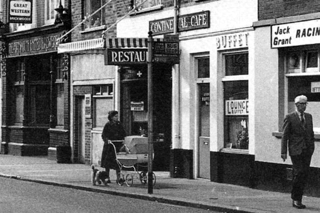 Continental Cafe, Commercial Road, Portsmouth, November 1965