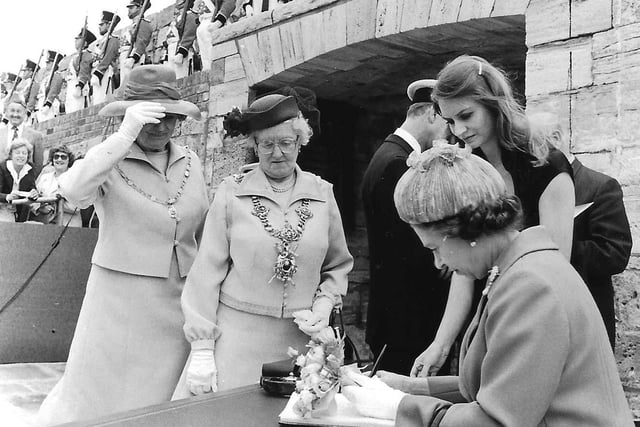 H.M. The Queens visit to Portsmouth. Links Memorial unveiling 1980.