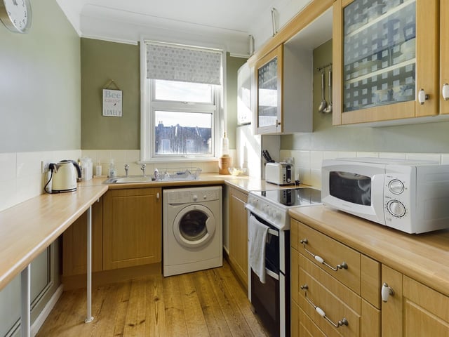 Chichester Road, Portsmouth. Two bedroom first floor flat. Leasehold £179,995.