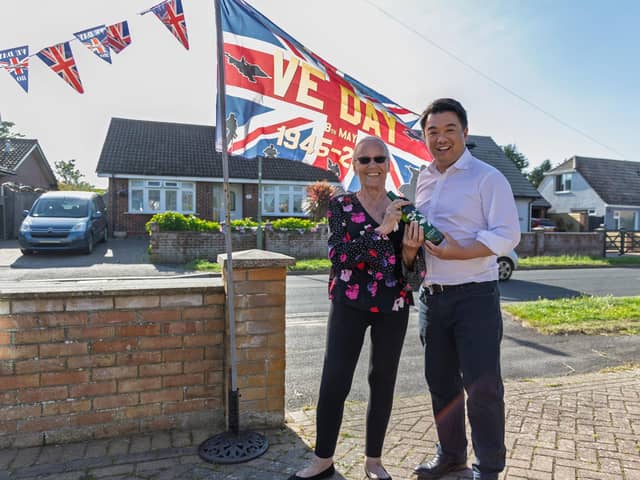 Alan Mak MP with street party organiser Angela Hopkins