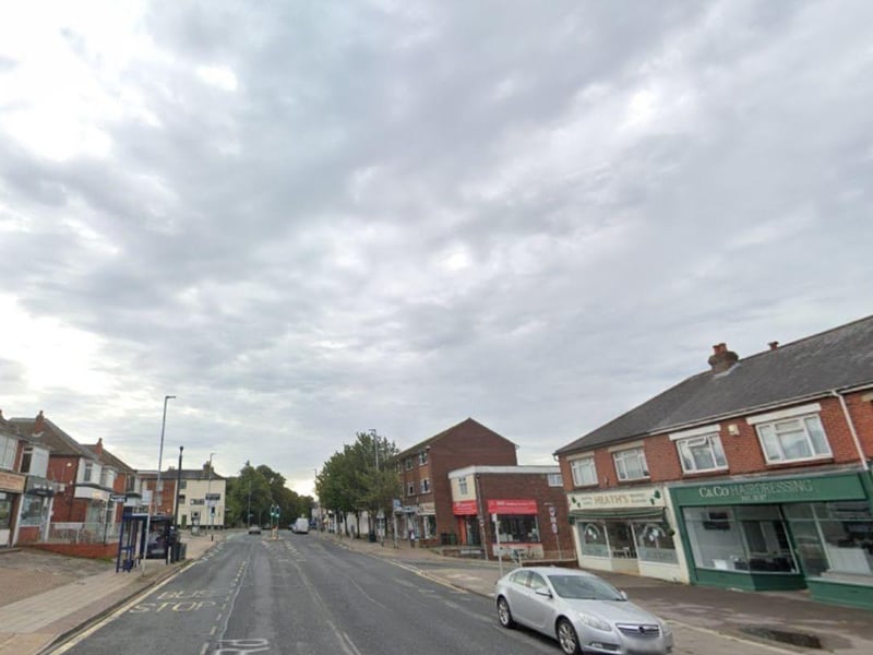 The average property in Havant Road, Drayton costs £695,500.