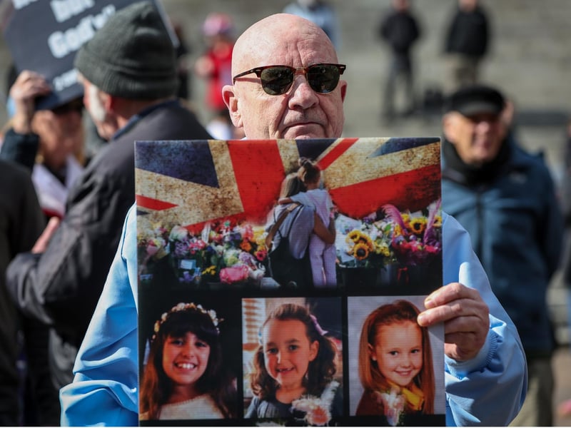 A Unity Rally, arranged by Stand Up To Racism Portsmouth, and a mass-deportation demonstration, arranged by UKIP, took place in Portsmouth's Guildhall on Saturday, March 15. Picture: Chris Moorhouse (150325-072)