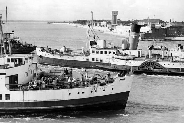 The Ryde paddle steamer in September 1970. The News PP1655