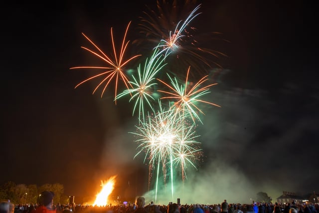 People from across the region descended onto the grounds of HMS Sultan on Thursday evening for a night of excitement, bonfire and fireworks.

Pictured - HMS Sultan Fireworls

Photos by Alex Shute