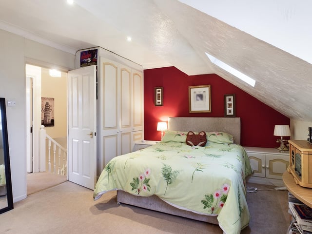 Holcot Lane, Anchorage Park. 4 bedroom house with off- road parking. £360,000