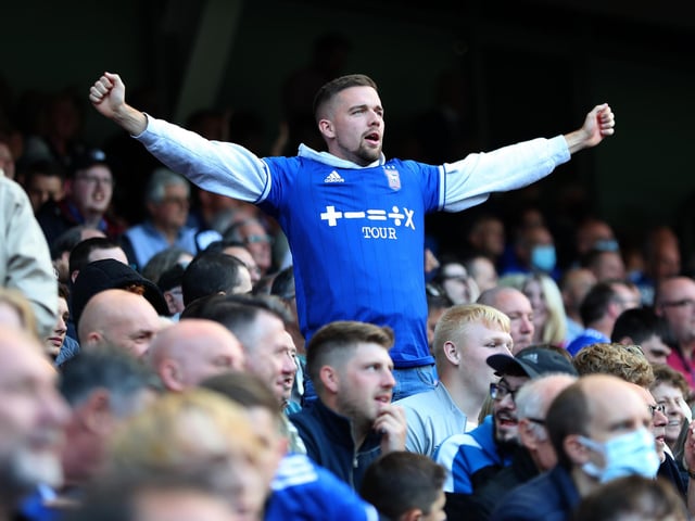 Average attendance: 25,667; Capacity: 30,311; Percentage of stadium filled: 84.7 per cent.