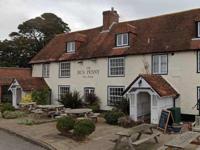 Bun Penny at The Bun Penny, 36 Manor Way, Lee-On-The-Solent; received a rating of 5 on July 11.