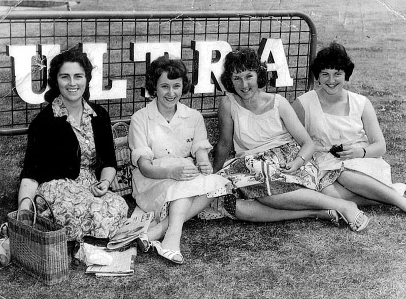14 wonderful pictures of factories and workers from the past in ...