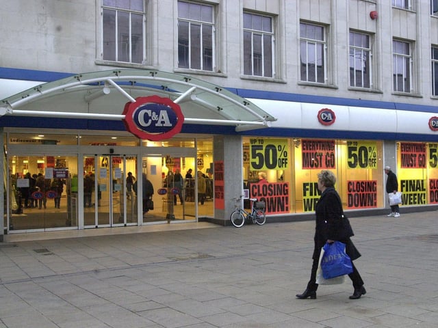 A few of you pined for a bargain in C&A, which had been a staple in Portsmouth's city centre for decades. It was the city's first big shop re-opened after the Second World War.
