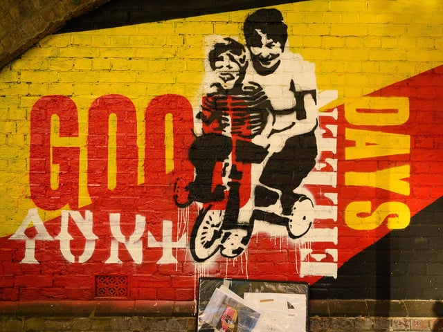 Pictured is: One of the many artworks along the railway arches by the Hard.Picture: Keith Woodland (140921-104)