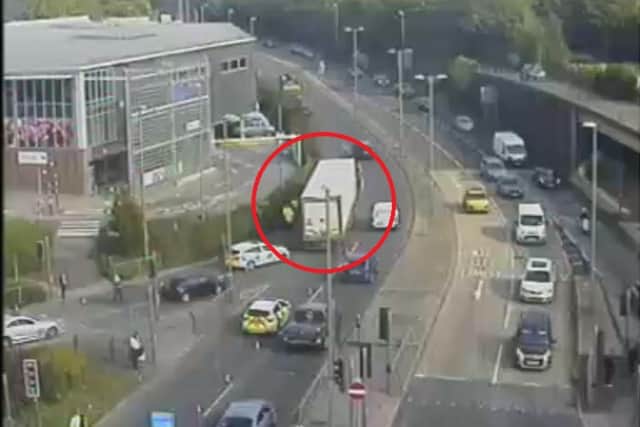 Broken down lorry in Fareham. Picture: ROMANSE.