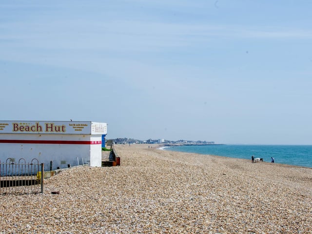 Hayling Island beach is made up of eight kilometres of pebbles from the Inn on the Beach to the Hayling Island funfair. There are plenty of amusement arcades and fairground facilities and the area is popular for fishing, sailing, swimming and windsurfing. I love this beach because it offers a lovely afternoon walk almost one entire side of the island.