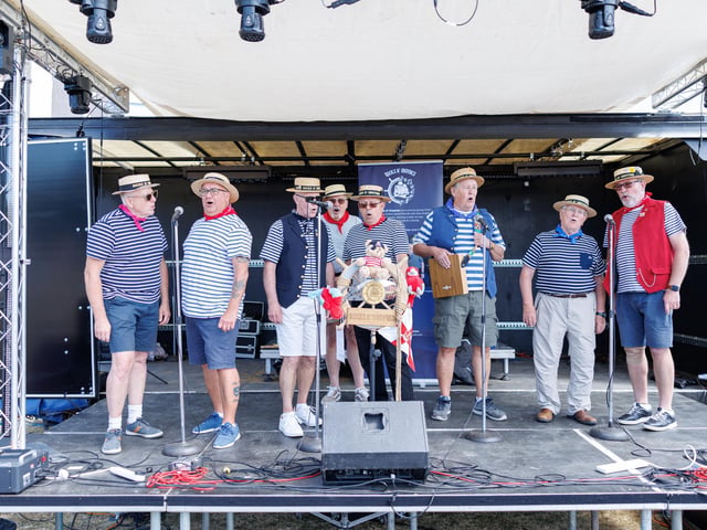 Shanty singers from Rocks N' Groynes. Picture:Marcin Jedrysiak