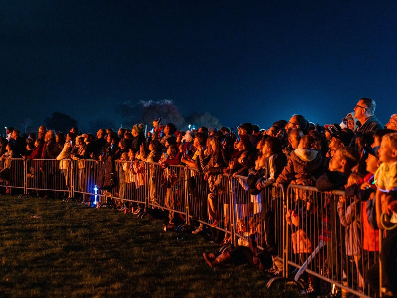 Fireworks & entertainment at
HMS Sultan