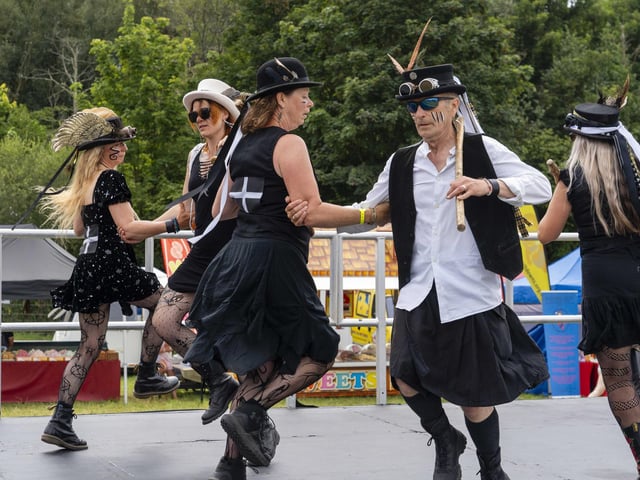 Morris Dancers perform at Wickham Festival