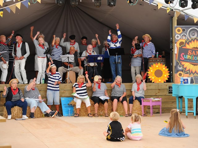Sam's Sunflowers in Hayling Island, on Sunday, August 4, 2024.Pictured is: Sea shanties were sung during the afternoon.Picture: Sarah Standing (040824-3882)