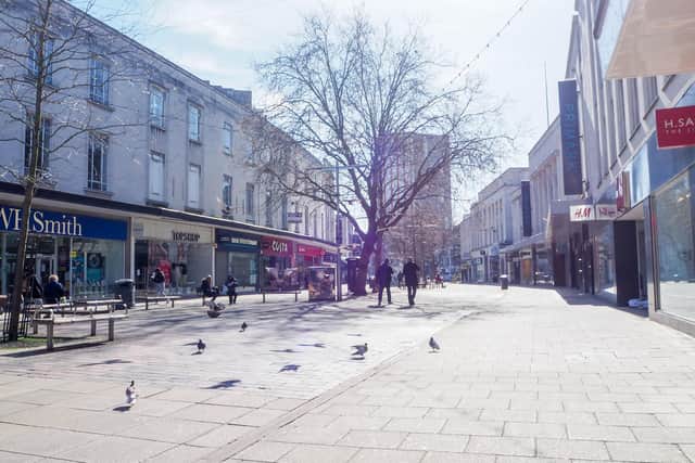 Coronavirus Portsmouth GV

Pictured: Commercial road on 23 March 2020

Picture: Habibur Rahman
