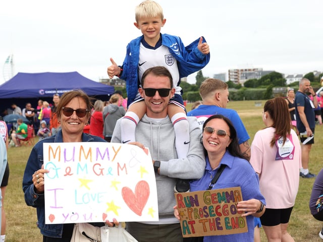 Race For Life event in Southsea, Hampshire. Pictured is the Thomas Family.Sunday 30th June 2024.Picture: Sam Stephenson.