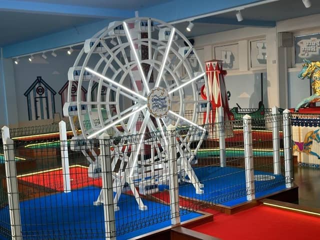 Clarence Pier has officially opened a brand new indoor crazy golf course called The Putt Hutt.