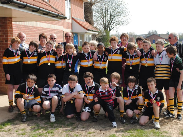 Back (from left): Scott Mitchell, Ethan Allen, Joe Gamble, Charlie Scammel, George Jones, Pip Lofts, Jerome Rudder, Kieran Highgate, Brad Wilkie, Jordan Jenner, Jack Ross, Jack Thompson. Front: Nicholas Misson, Alex,  Jack Burchill, Cameron Marr, Harry Packer, Liam Tucker, Jamie Hutchinson