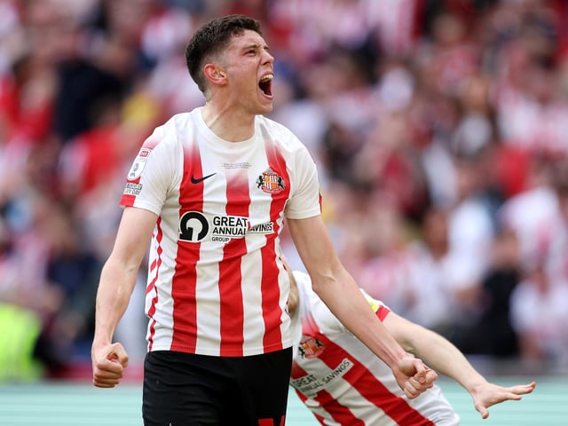Age: 25; Position: Striker; Fifa career mode rating: 69.