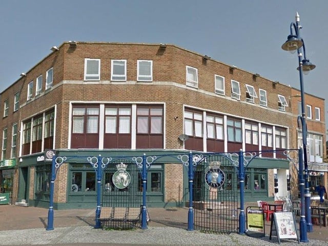 The Yachtsman in Gosport High Street, which closed in 2011 and has since become Coffee #1.