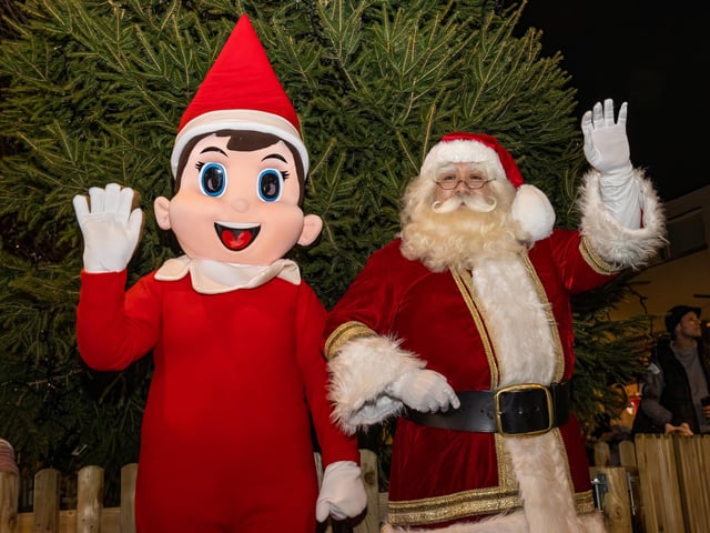 Hundreds of people attended the Waterlooville Christmas light switch on Thursday, November 29.  Photos by Alex Shute