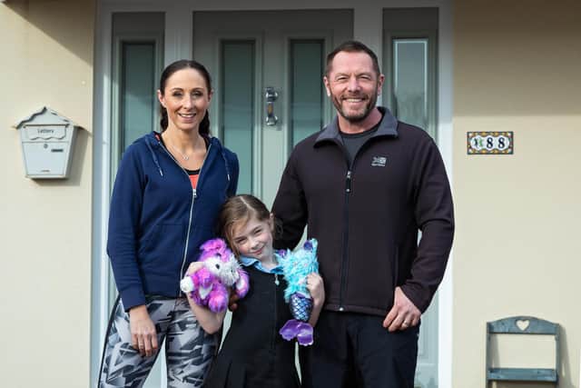 The Fareham household who will soon be welcoming a Ukrainian refugee. Pictured: Danielle Turner (40), Eve Turner (6) and Ady Turner (57). Picture: Mike Cooter (150322)