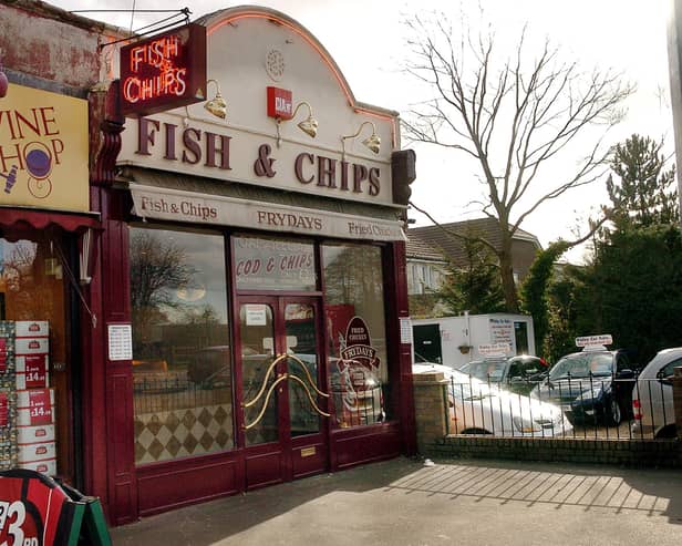 2006. Fryday's Fish and Chips at London Road, Purbrook, Waterlooville. Picture: Michael Scaddan 060315-0101