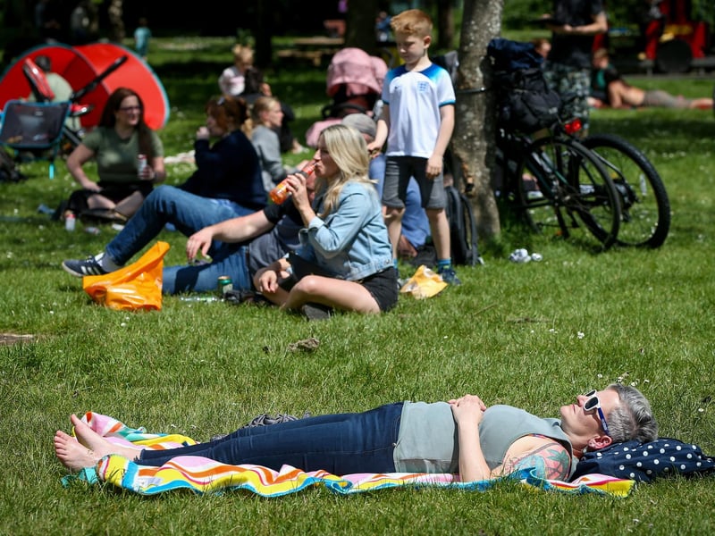 Enjoying the music. Live at the Bandstand, Victoria Park, Portsmouth
Picture: Chris Moorhouse (010624-43)