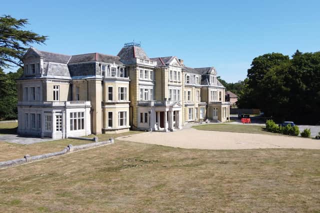 Coldeast Mansion in Sarisbury Green