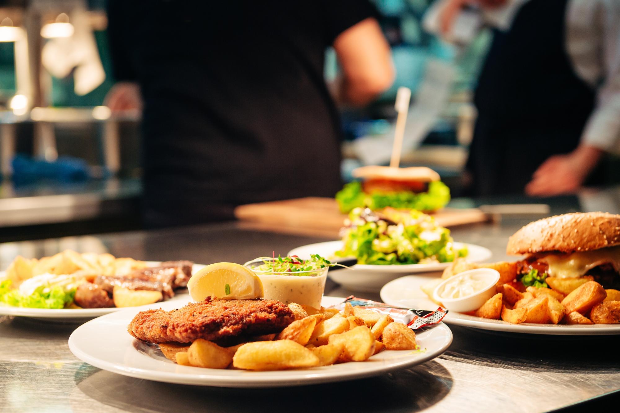 Pubs with sales food near me
