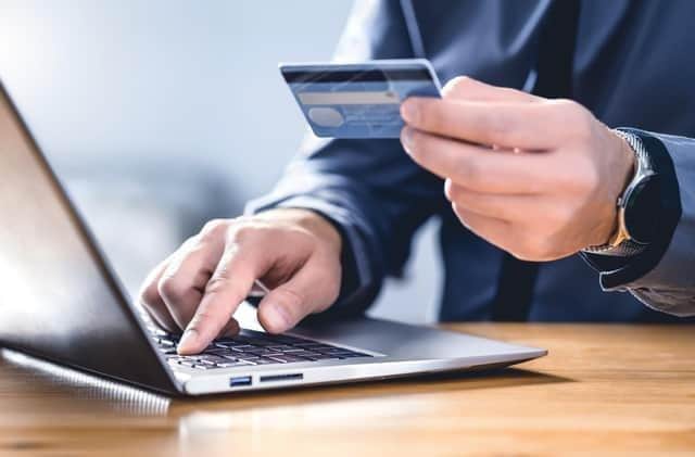 Police officers have called on residents to remain vigilant of scammers after residents' financial details.
