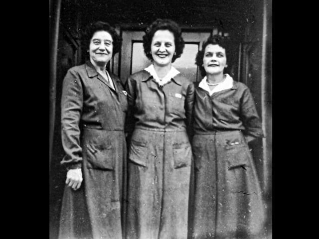 Hilda, Grace and Olive McInnes in a doorway of the Cumberland Tavern, Eastney, in 1956.