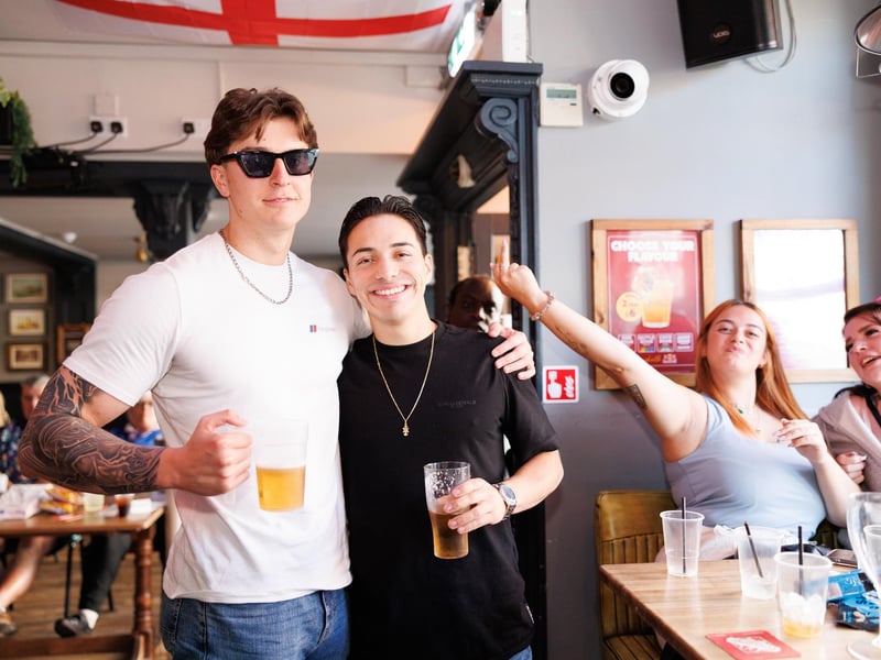 Fans watching England - Switzerland game at Lord John Russell. Picture:Marcin Jedrysiak