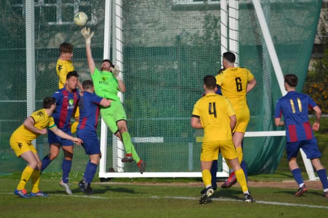 Dylan Kramer in action for US Portsmouth last season. Picture: Charlotte Jeffes.