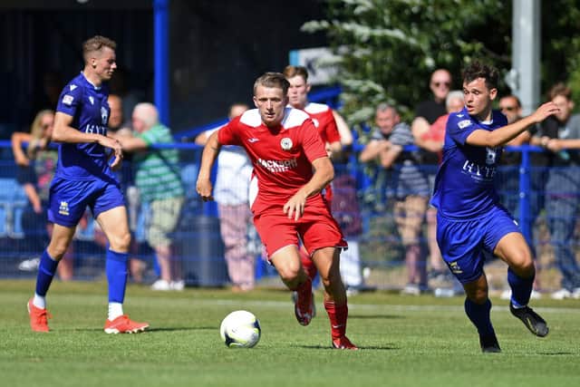 Horndean's Zak Willett in possession.
Picture: Neil Marshall