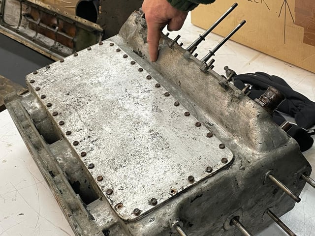 One of the cracks in a front engine block of Sunbeam 1000hp
