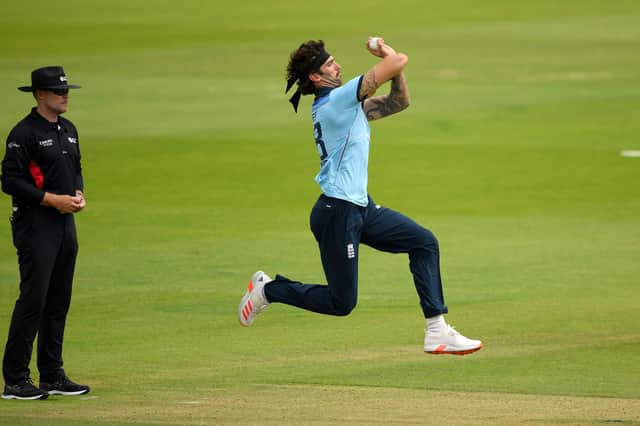 Reece Topley took four wickets as Hampshire slumped to their sixth successive T20 Blast loss. Photo by Mike Hewitt/Getty Images for ECB.