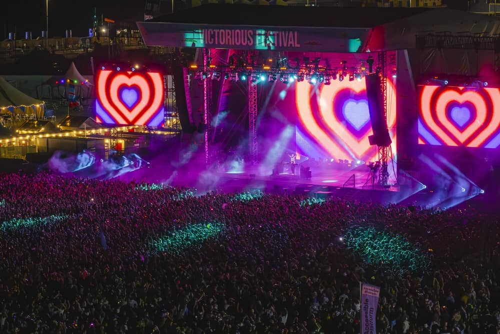 Victorious Festival got off to a brilliant start with a range of wonderful performances from the likes of Fatboy Slim, Louis Tomlinson, Jess Glynne, Snow Patrol and Maximo Park.Pictured: Fatboy SlimPicture: Victorious Festival/Strong Island/