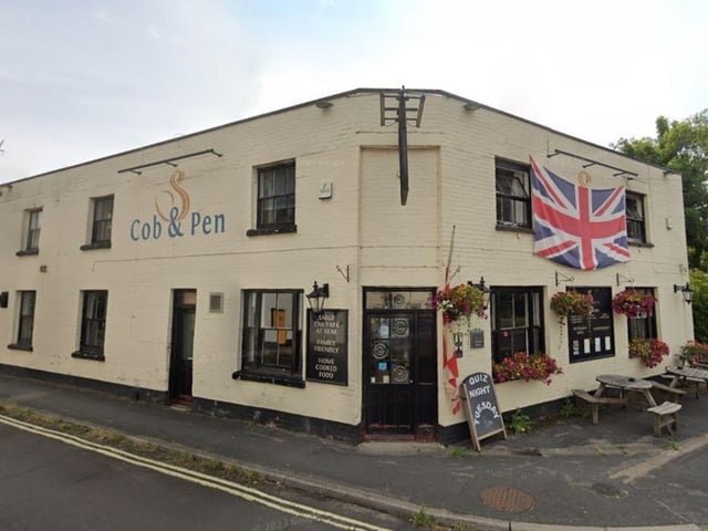 The Cob And Pen on Wallington Shore Road, Fareham has a rating of 4 out of 5 from 232 TripAdvisor reviews.