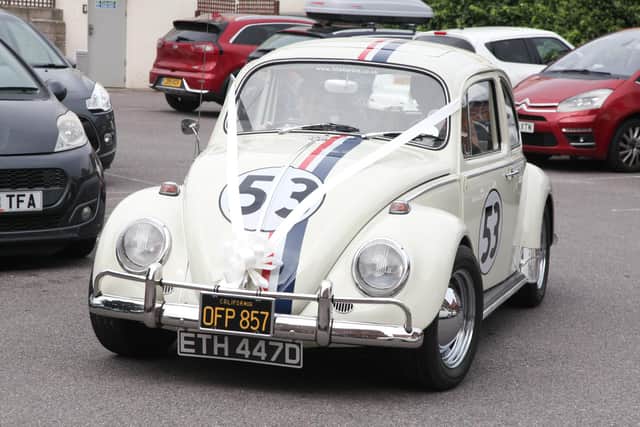 Cara's Herbie VW Beetle for arrival at her wedding.

Naomi Lloyd Photography
www.naomilloyd.co.uk